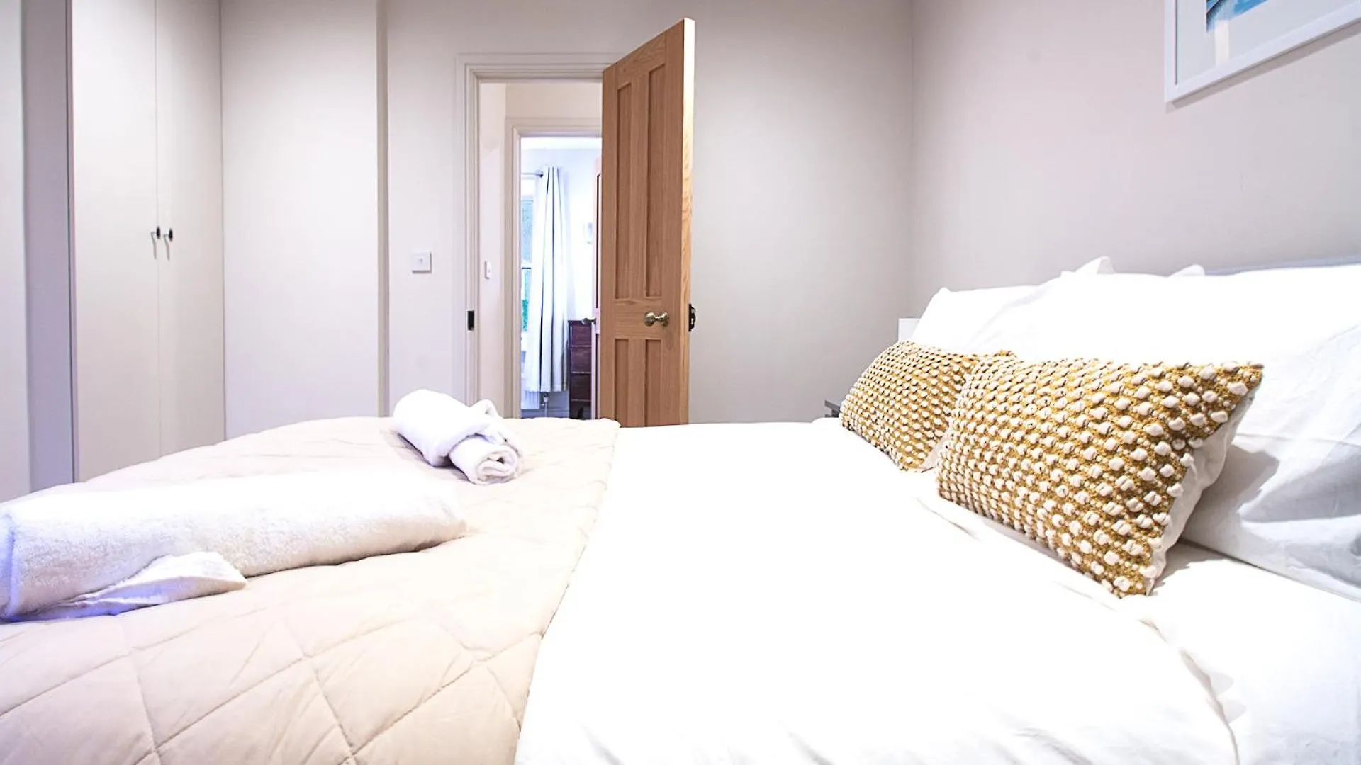 Apartment Lovely And Newly Refurbished 2Bd Home Maze Hill London